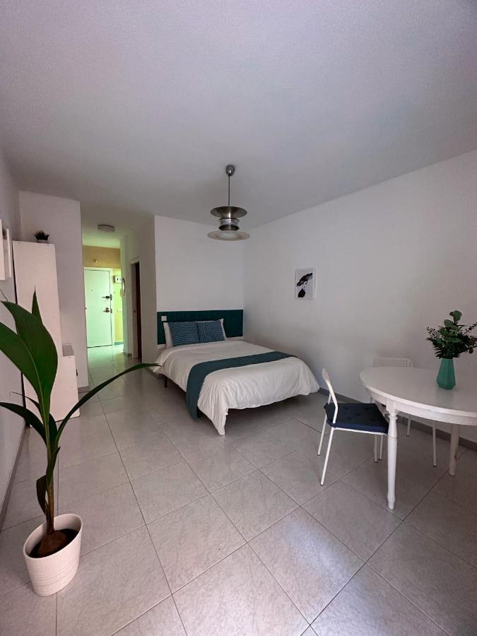 Wonderful Apt With Terrace - 15M Walk Giralda セビリア エクステリア 写真