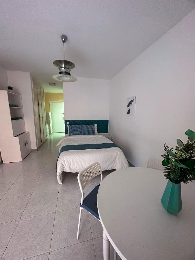 Wonderful Apt With Terrace - 15M Walk Giralda セビリア エクステリア 写真